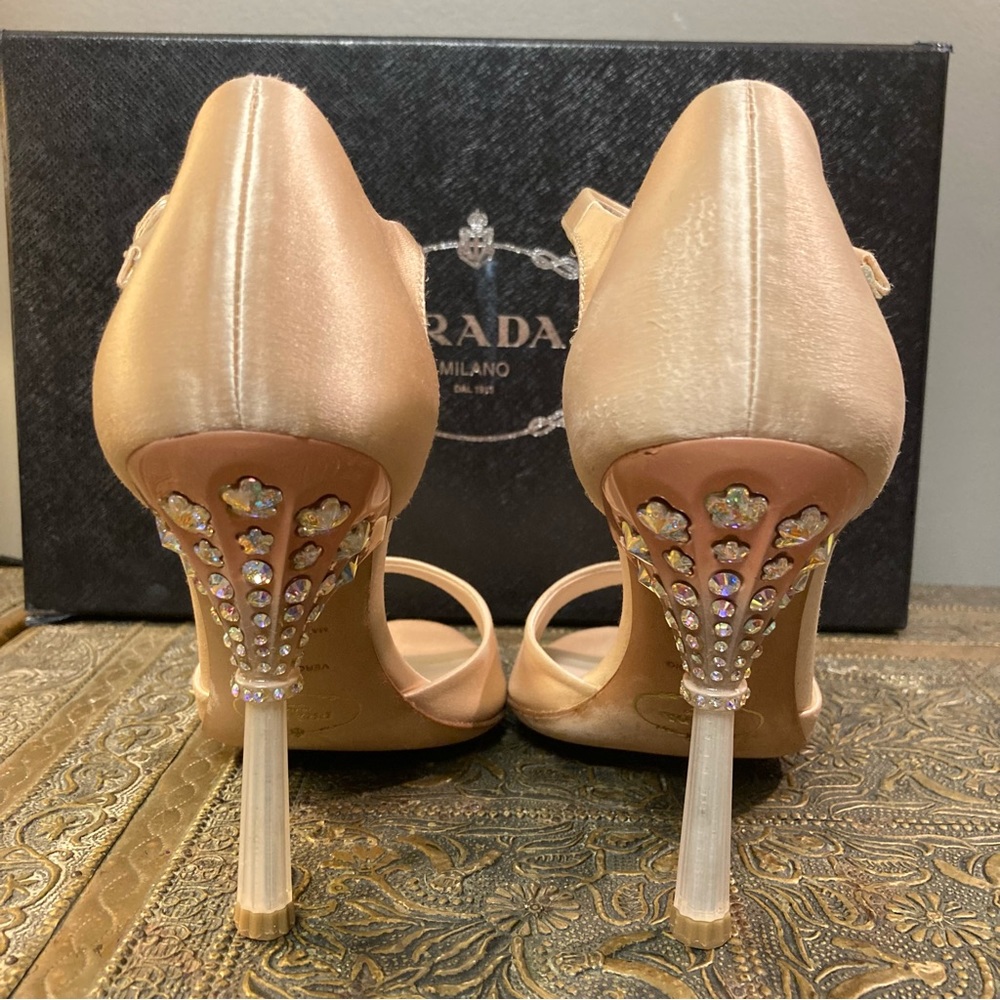 NWT Prada satin heels Calzature Donna Jeweled blush cream size 6